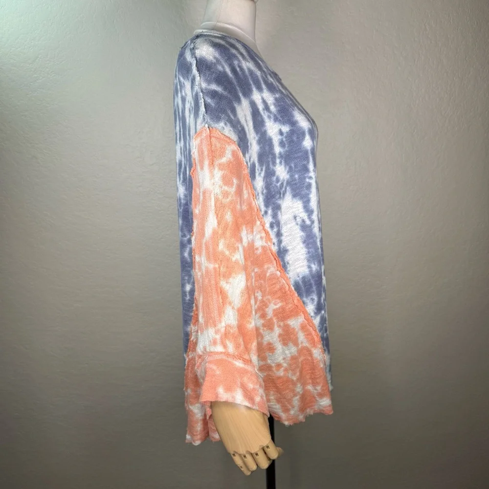 Free People We the Free Chasing the Sun Tie Dye Sweatshirt Top LARGE Like New - Picture 5 of 16